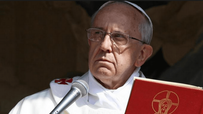 Papa Francesco: il denaro abbaglia e delude, Gesù rende ...