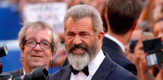 Mel Gibson punta il dito su Hollywood