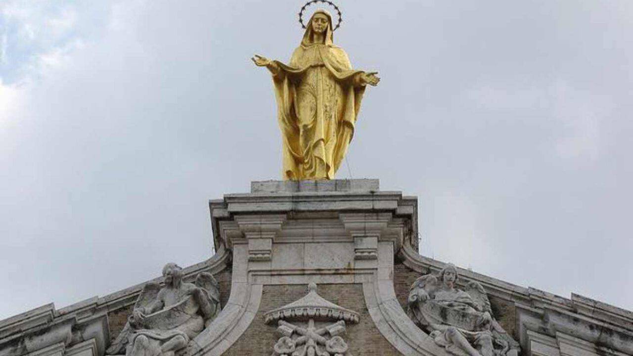 Madonna Degli Angeli Di Assisi Maria E Gesu Appaiono A San Francesco