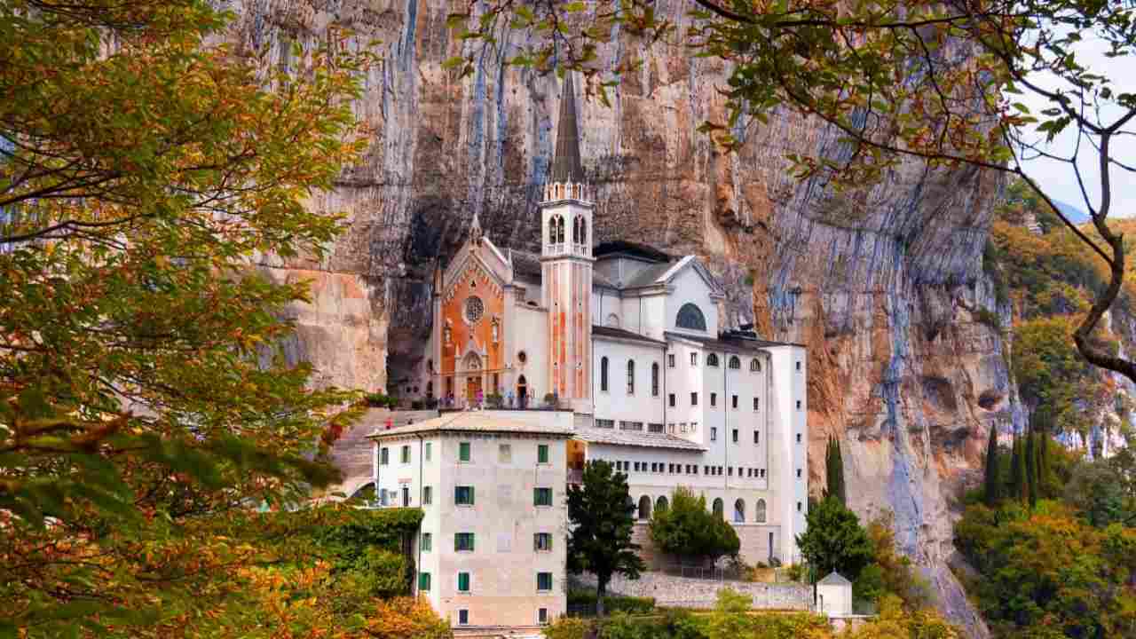 Santuario Madonna della Corona