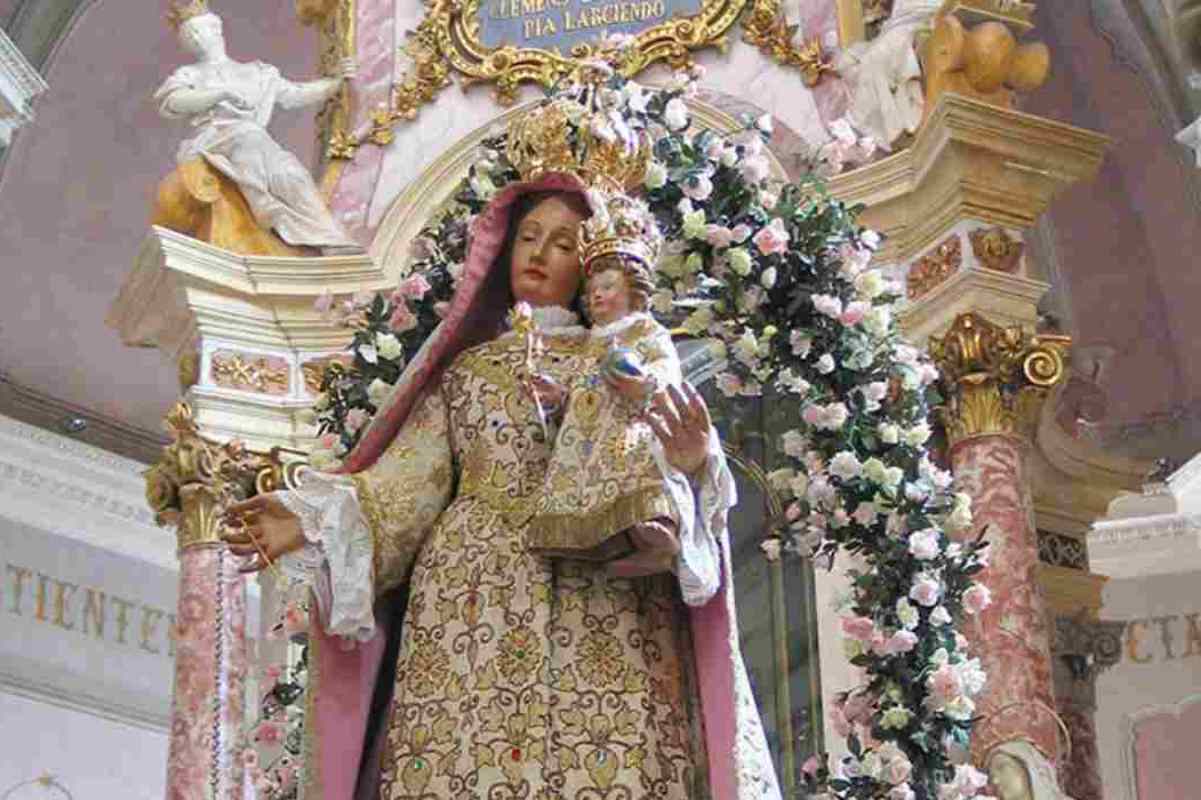 Madonna di Fontanellato sul trono per la processione