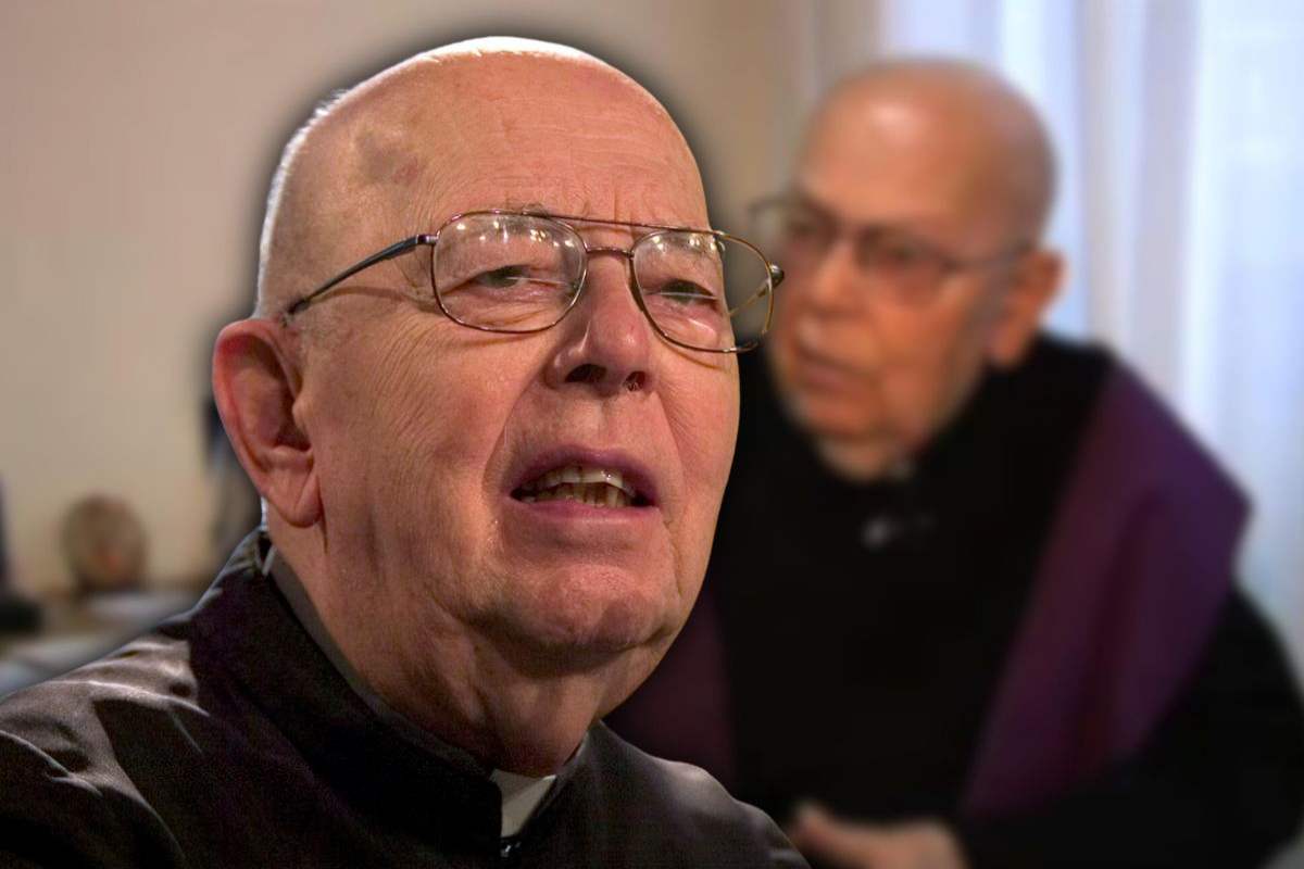 Padre Gabriele Amorth in una vecchia foto