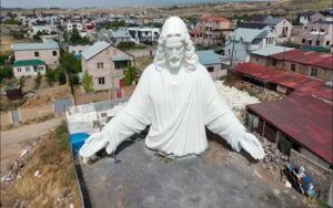 Statua Cristo Armenia