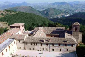 Monastero di Fabriano visto dall'alto