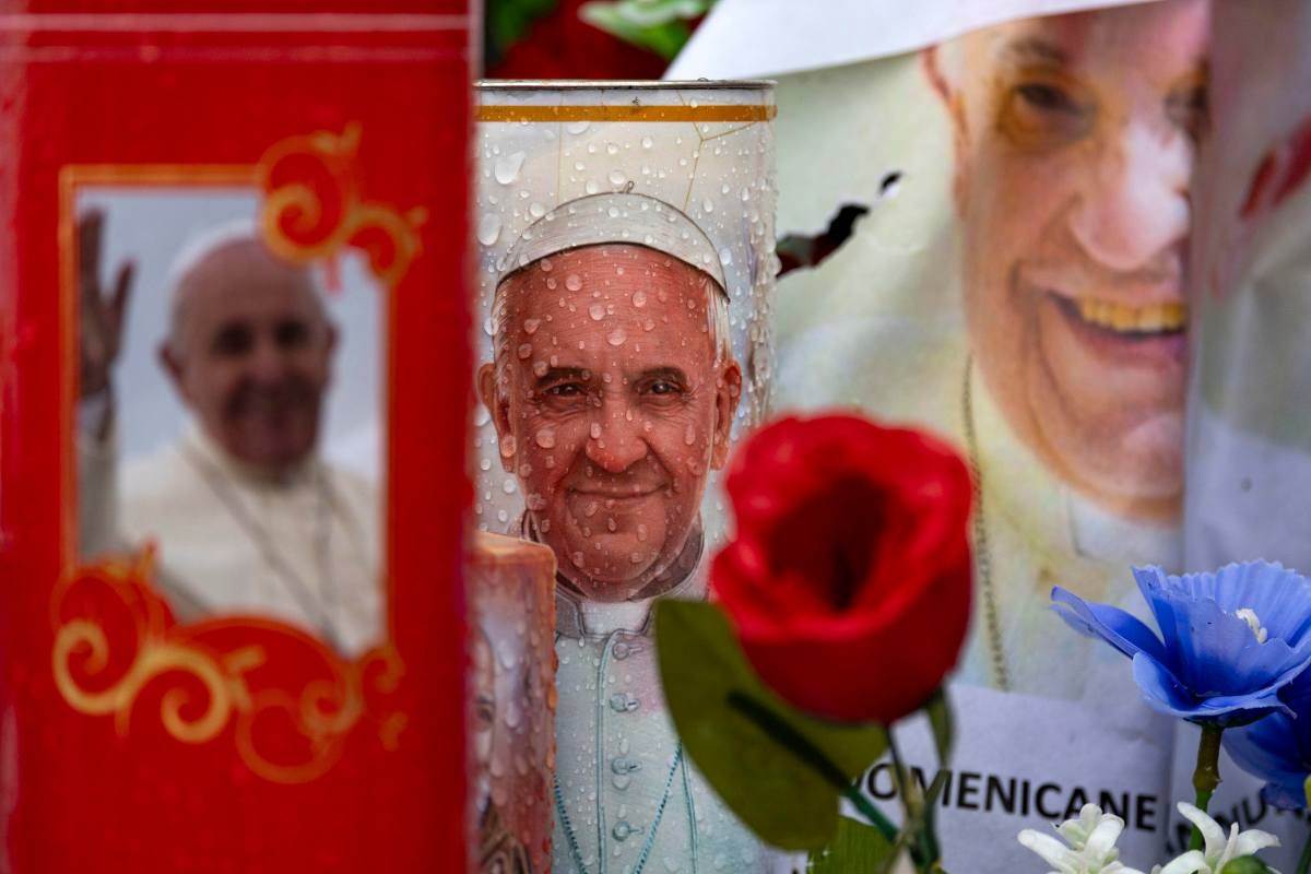 Angelus 9 marzo, Papa Francesco dall’ospedale: c’è bisogno del “miracolo della tenerezza”