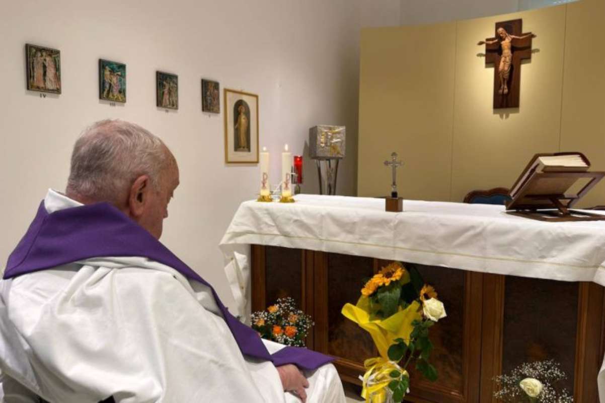 La prima foto di Papa Francesco, dal suo ricovero al Gemelli